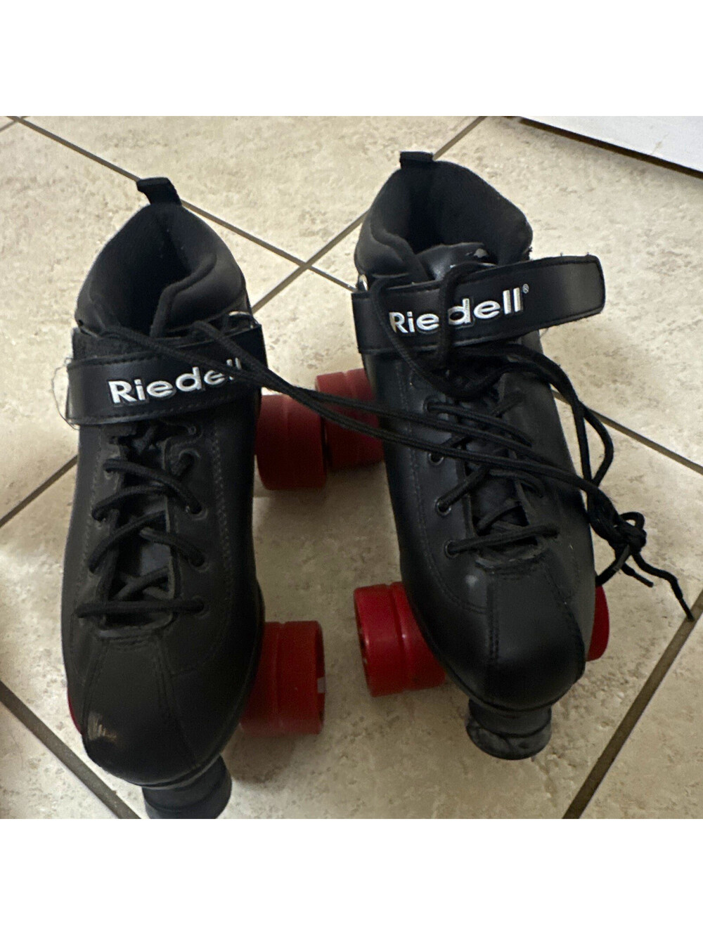Riedell Dart Black Roller Skates with Red Wheels